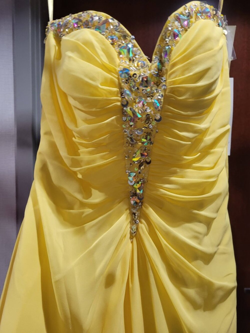 Jovani 40020 Size 4 Yellow Dress - Picture 2 of 4
